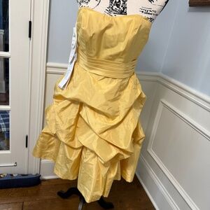 Belle Dress-Walt Disney Fairy Tale Weddings by Alfred Angelo SZ 6 - NWT